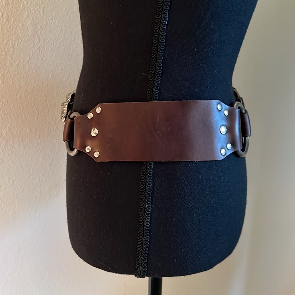 ESCADA Women’s Diamondback Snake Silver Tone Heavy Buckle Brown Leather Belt S/M - Picture 8 of 16